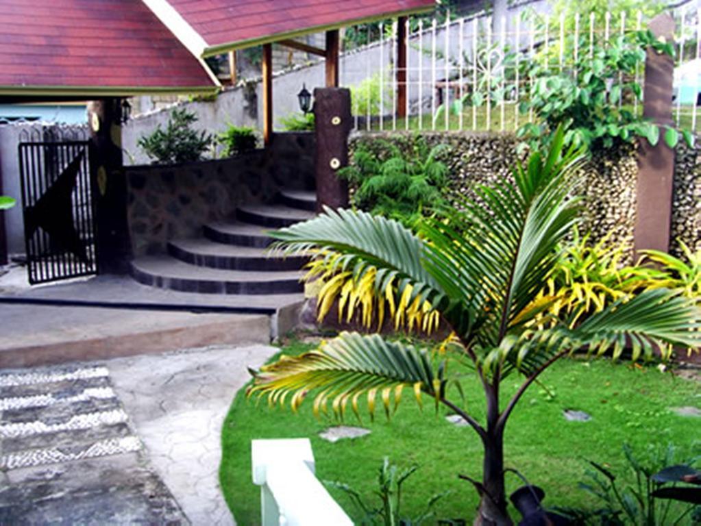 Casa Rey Francis Pension House & Restaurant Tagbilaran City Exterior foto